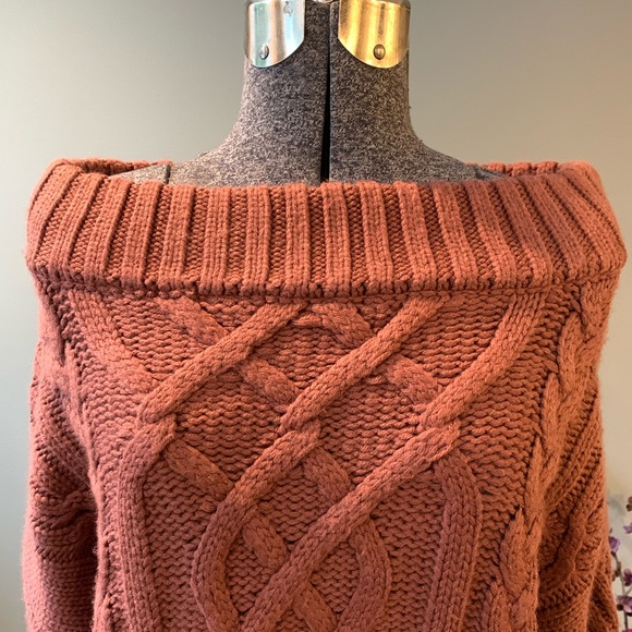 JOA Thick Knit Sweater - Picture 5 of 14